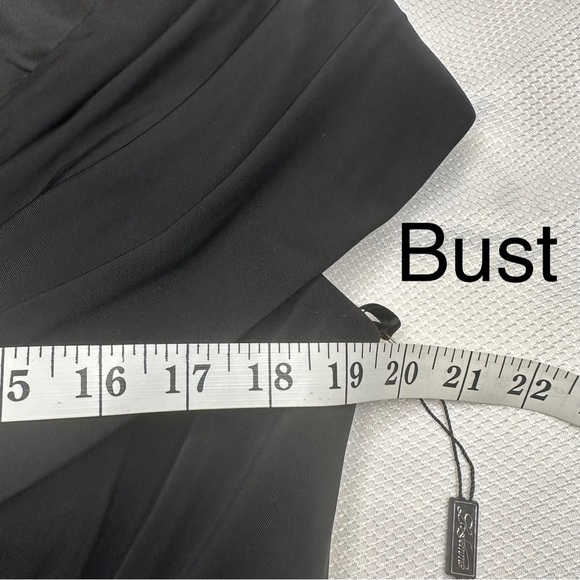 LaFemme Black Off the Shoulder Ruched Jersey Column Formal Dress Sz14 - Picture 7 of 9